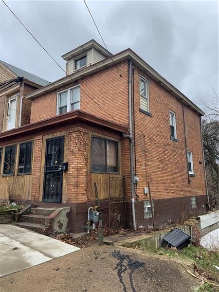 Property Photo: 215 W 13th St. PA 15120