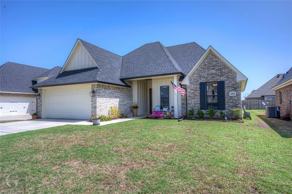 Property Photo: 192 Jamestowne Boulevard LA 71006