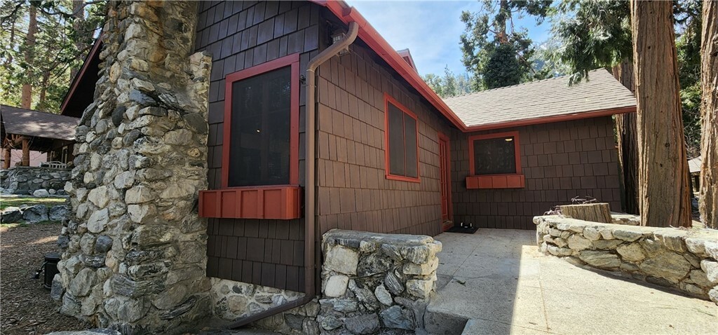 Property Photo: 41055 Valley Of The Falls Drive CA 92339
