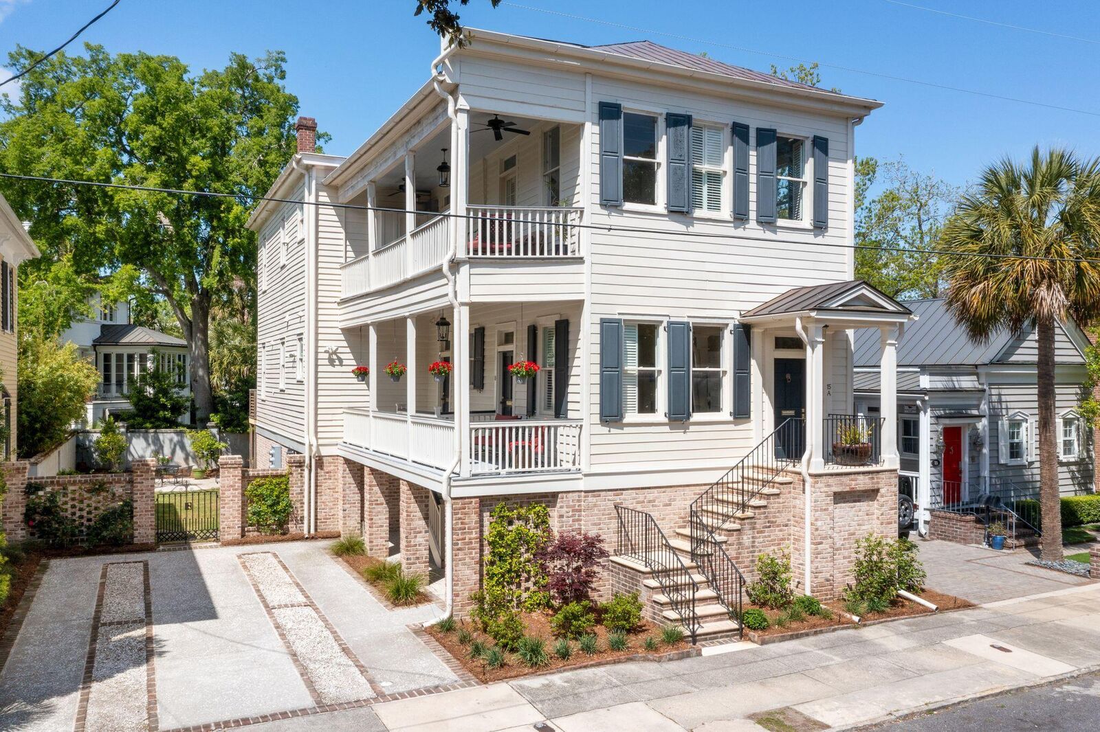 Property Photo:  15 Council Street # C A,B,C  SC 29401 