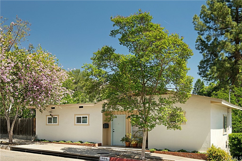 404 Mountain Trail  Sierra Madre CA 91024 photo