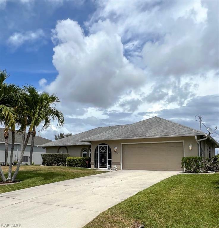 Property Photo:  3307 SW 27th Place  FL 33914 