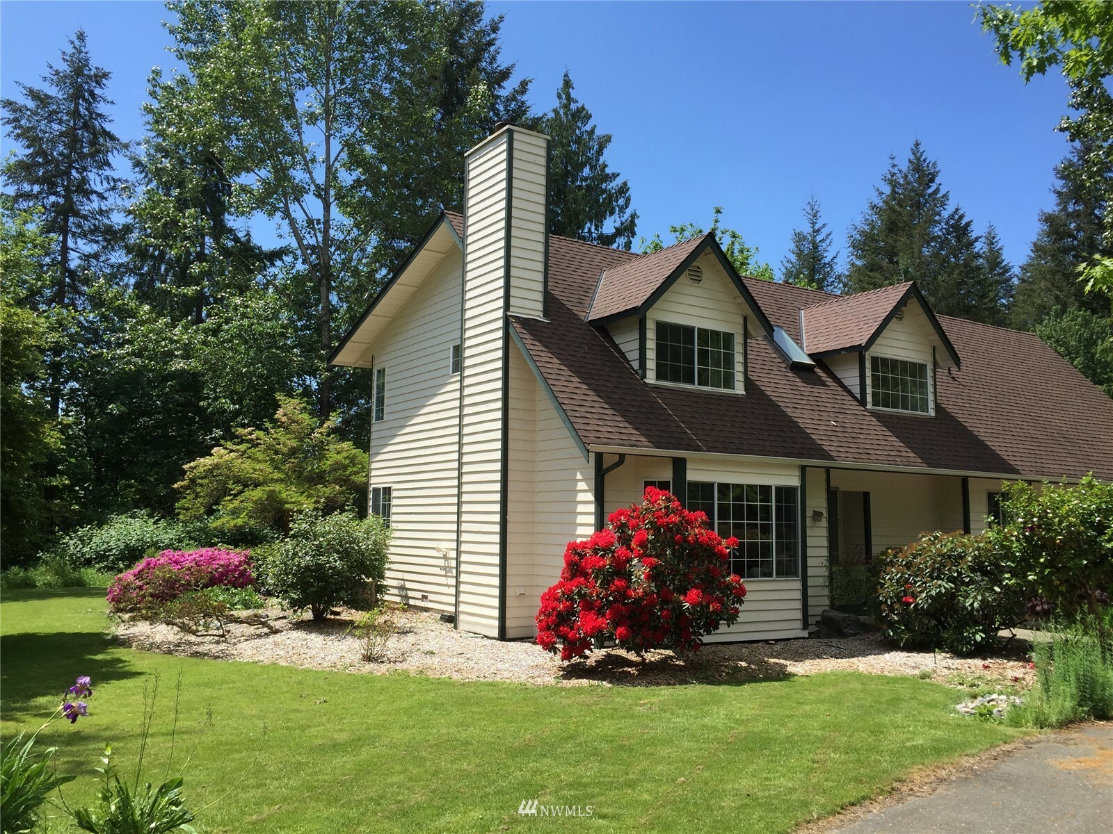 Property Photo:  18433 126th Street SE  WA 98290 