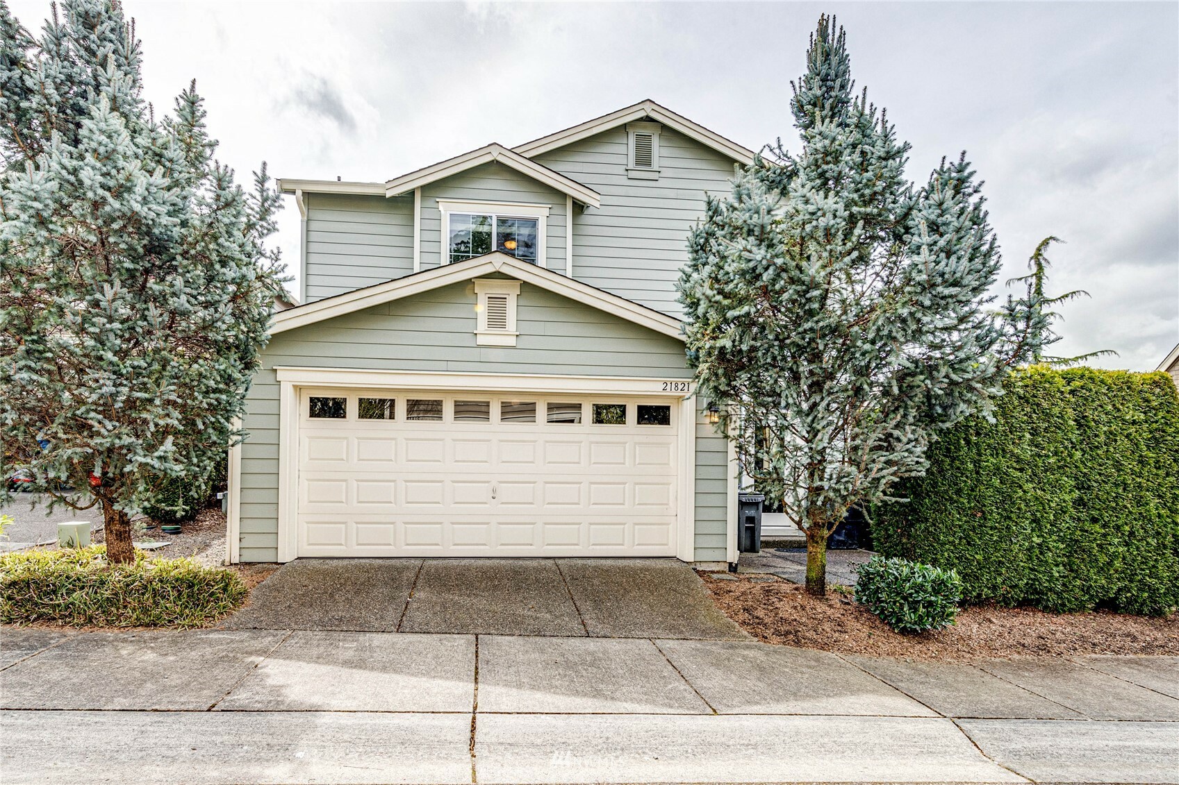 Property Photo:  21821 38th Drive SE  WA 98021 