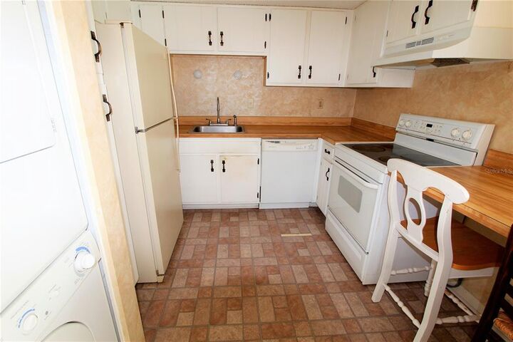Property Photo:  548 Fairways Drive B  FL 34472 