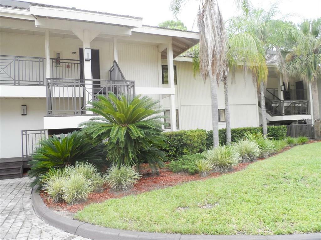 Property Photo:  4752 Fox Hunt Dr #813  FL 33543 