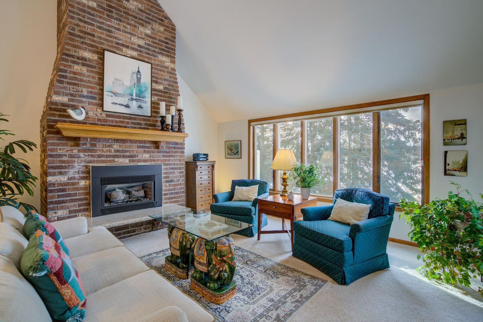 Property Photo:  800 Towne Circle  MN 55082 