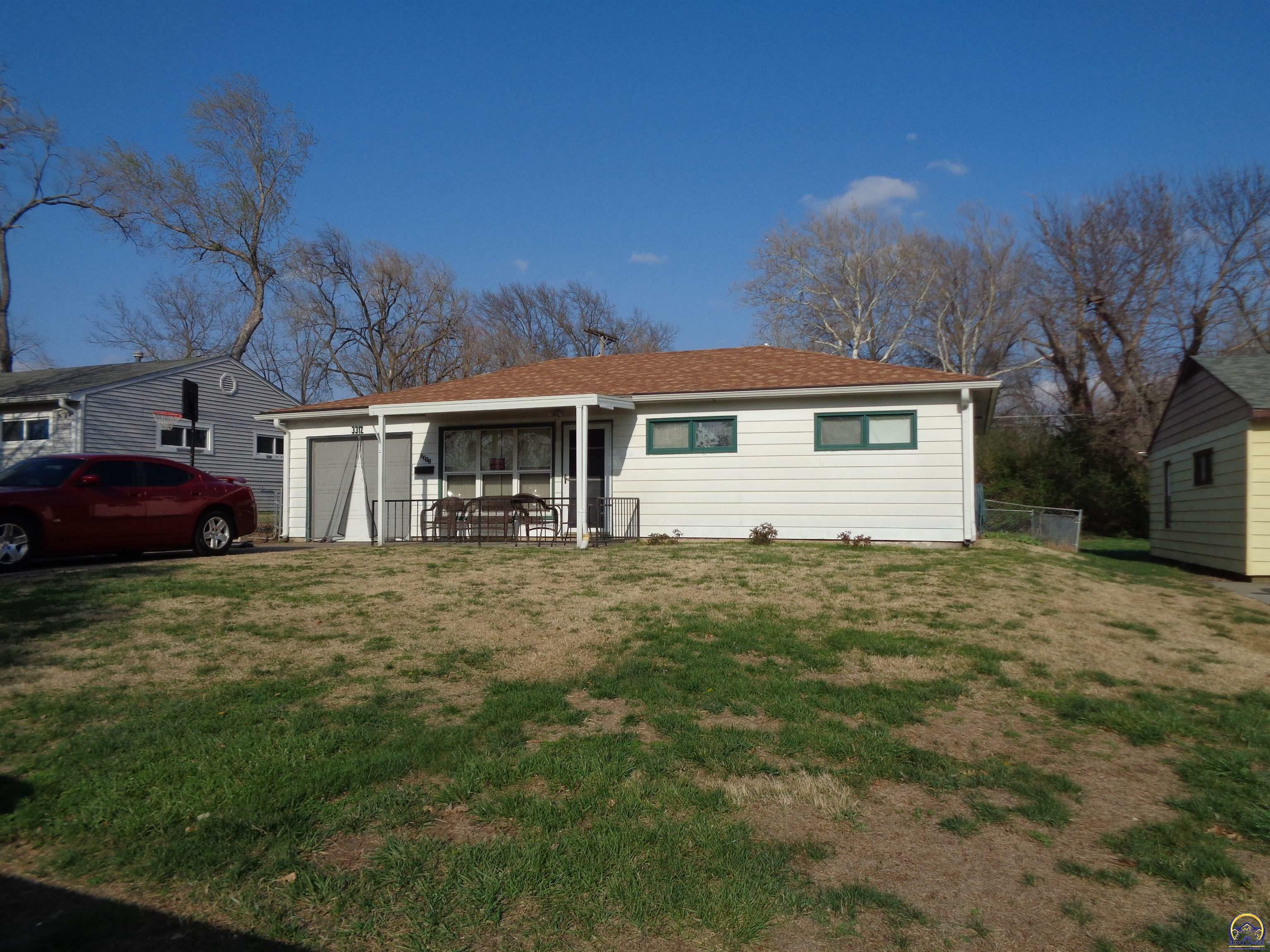 Property Photo:  3312 SE Colfax St  KS 66605 