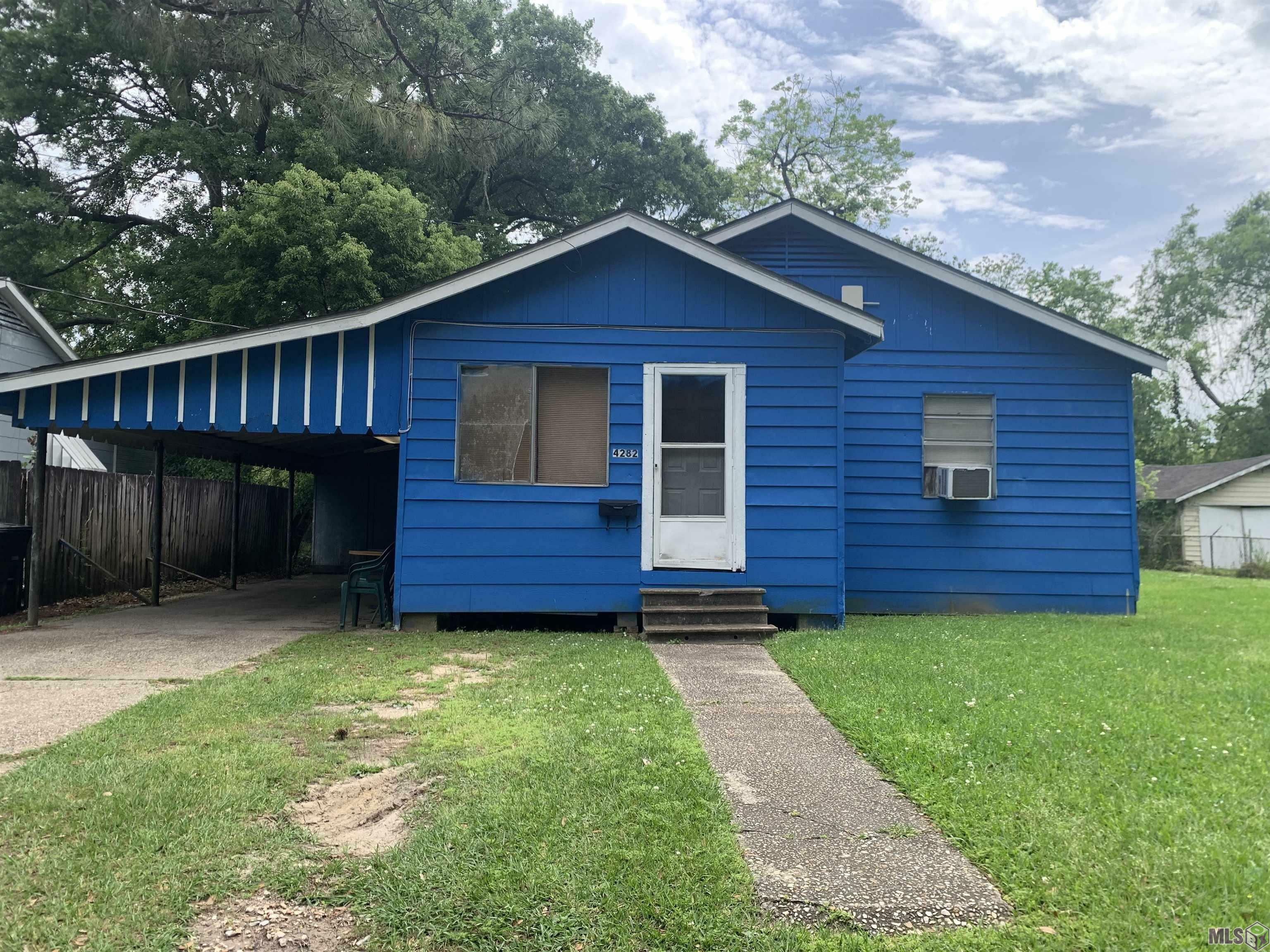 Property Photo: 4282 Maple Dr LA 70805