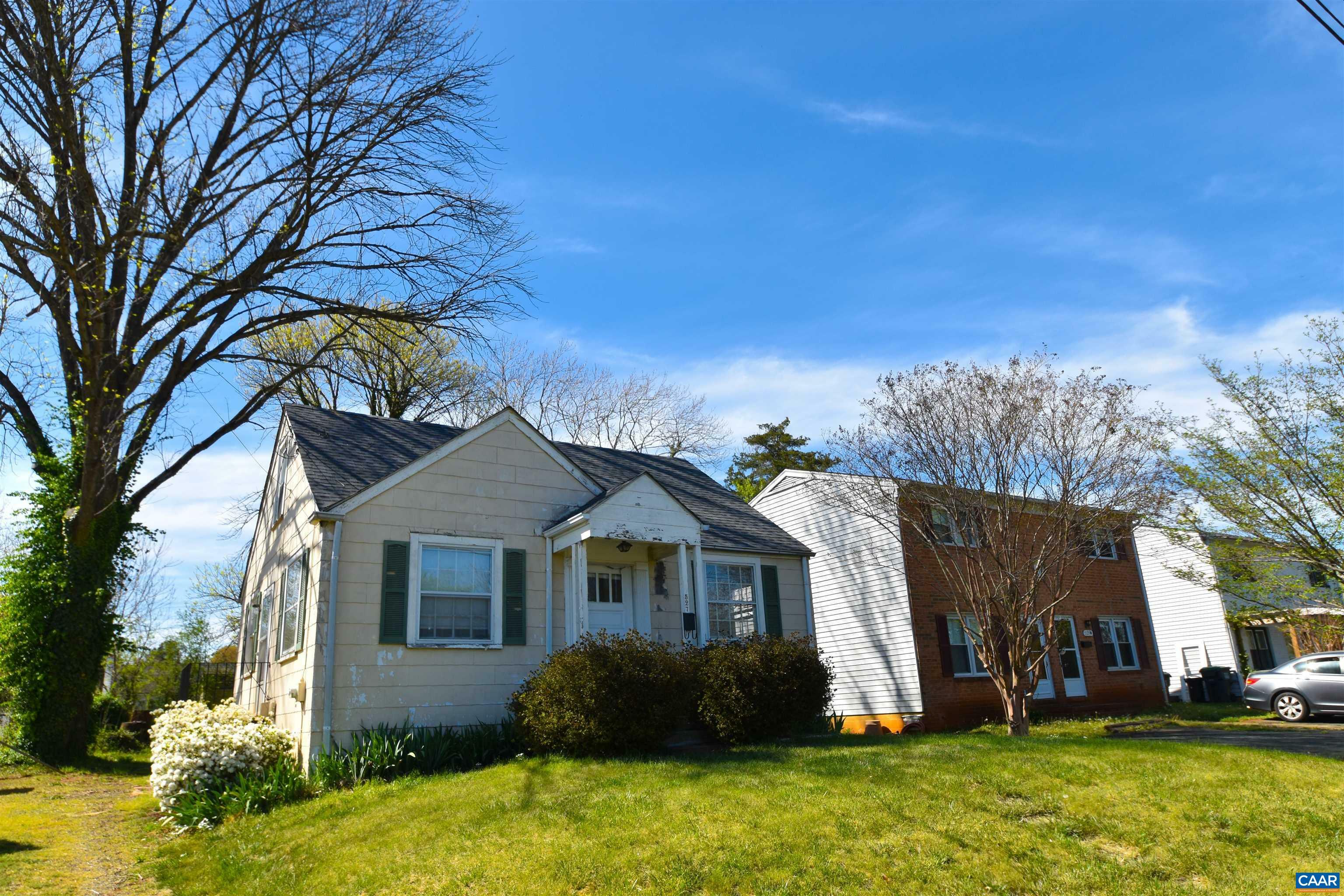 Property Photo:  527 Caroline Ave  VA 22902 