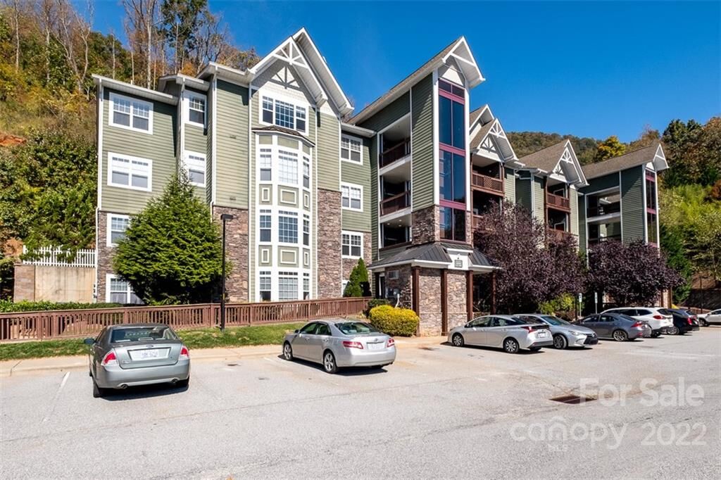 Property Photo:  2000 Olde Eastwood Village Boulevard Unit C301/ Garage G23  NC 28803 