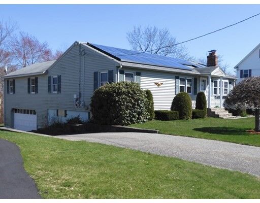 Property Photo:  44 Emsley Terrace  MA 01844 