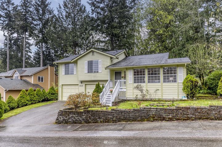 Property Photo:  925 NE Winston Drive  WA 98311 