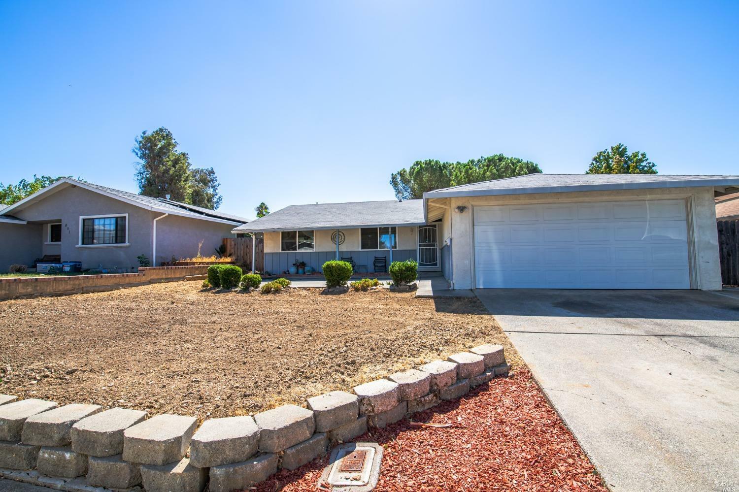Property Photo: 855 Studding Sail Street CA 95687