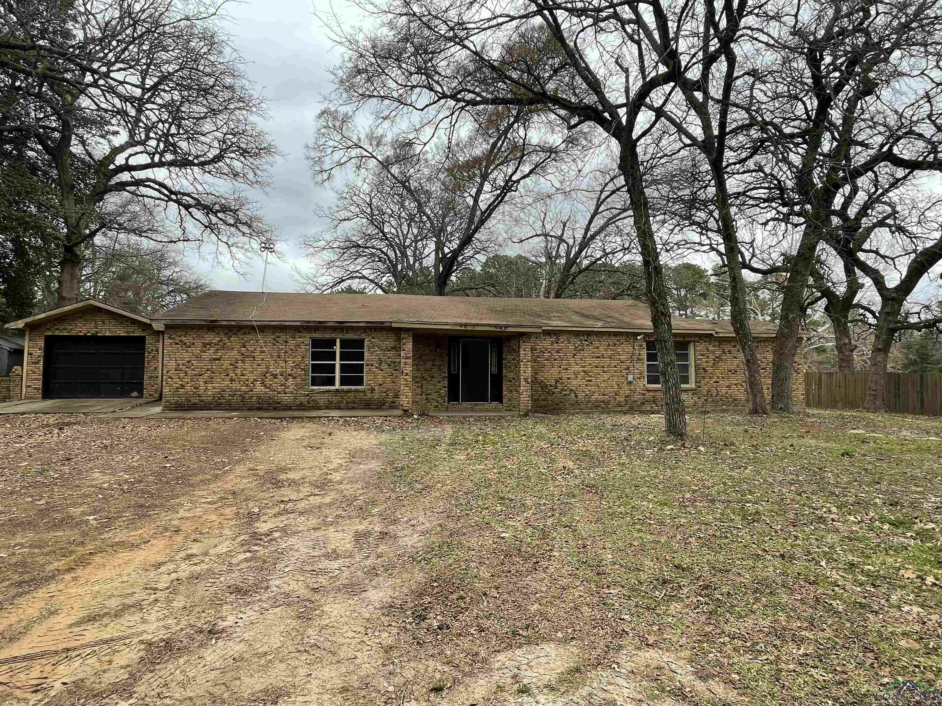 Property Photo:  970 Catalpa Rd.  TX 75755 