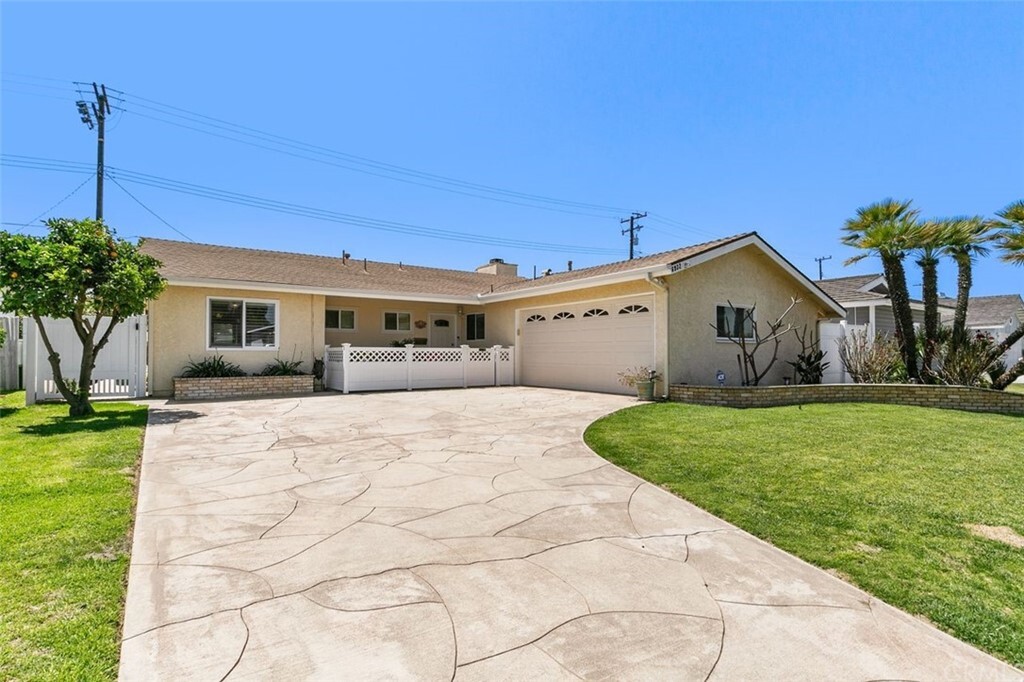 Property Photo: 6932 Marilyn Drive CA 92647