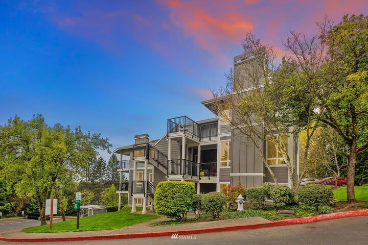 Property Photo:  12012 NE 204th Place C-101  WA 98011 