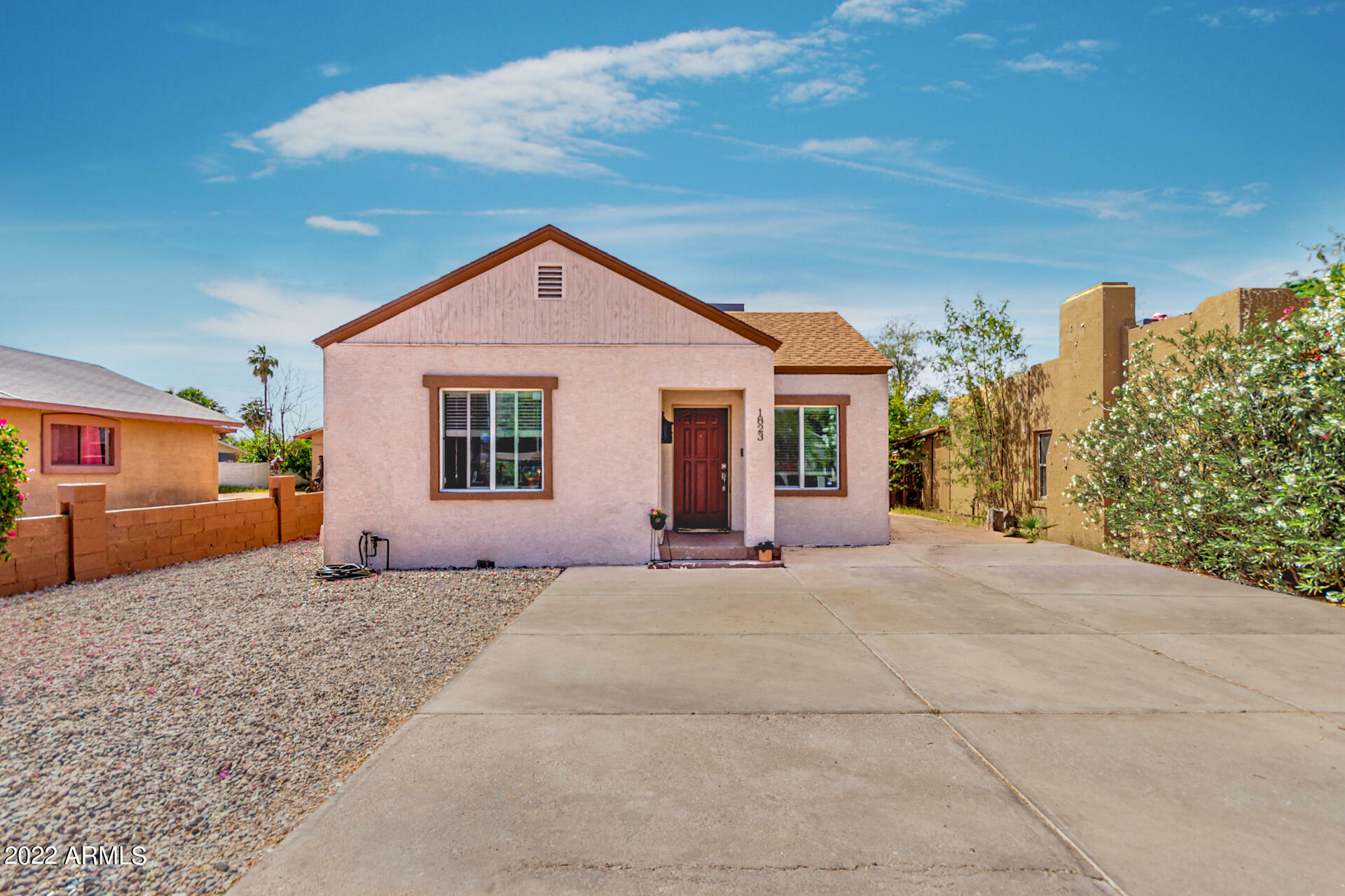 Property Photo:  1823 E Yale Street  AZ 85006 