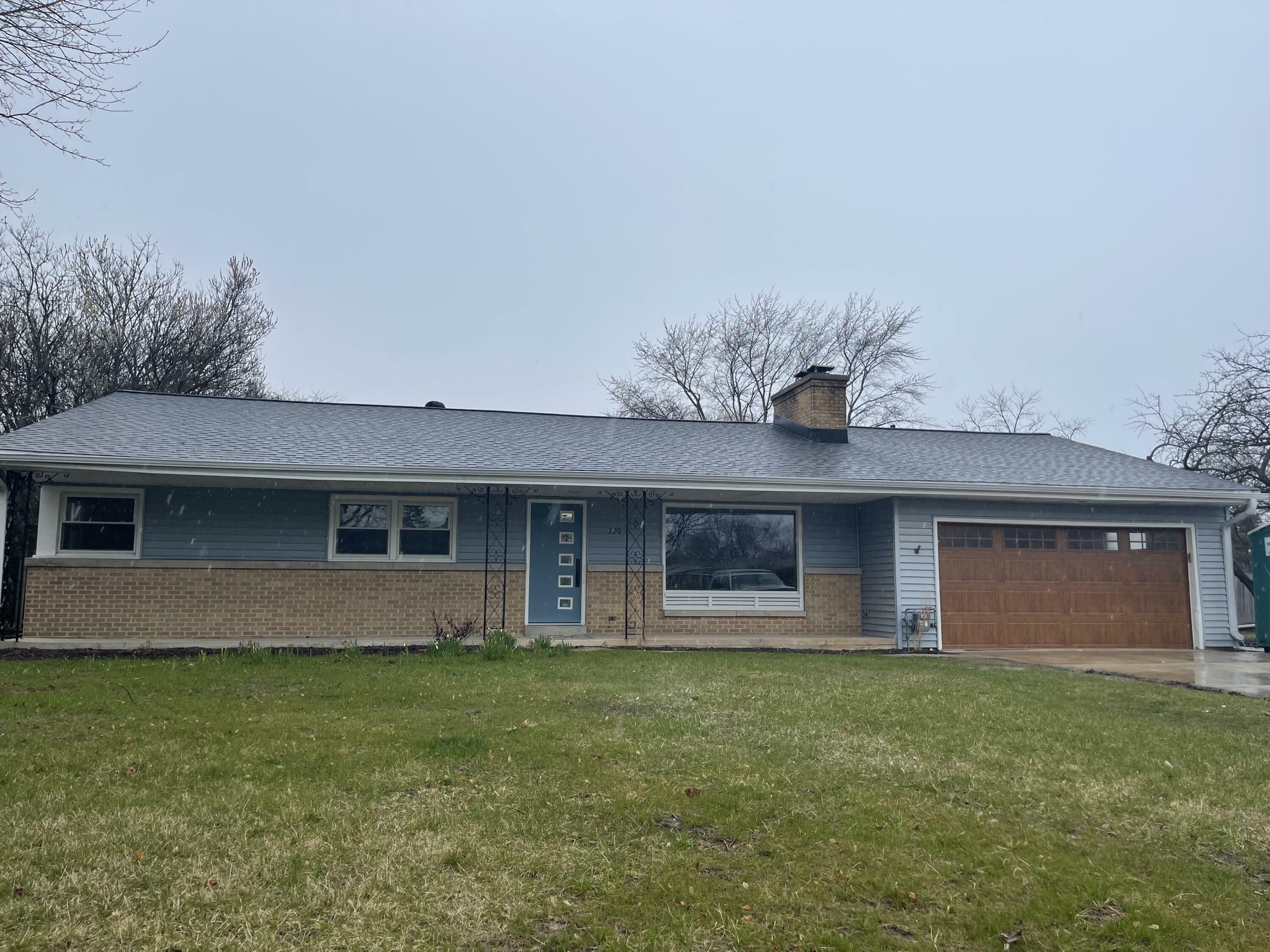 Property Photo:  320 W Ellsworth Ln  WI 53217 