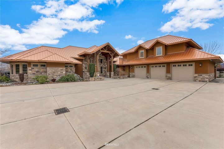 289 Crystal Drive  Chelan WA 98816 photo