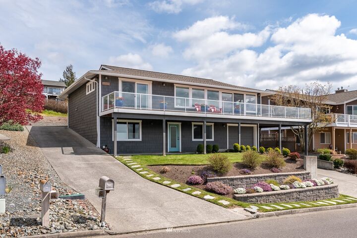 Property Photo: 4912 Heather Drive WA 98221