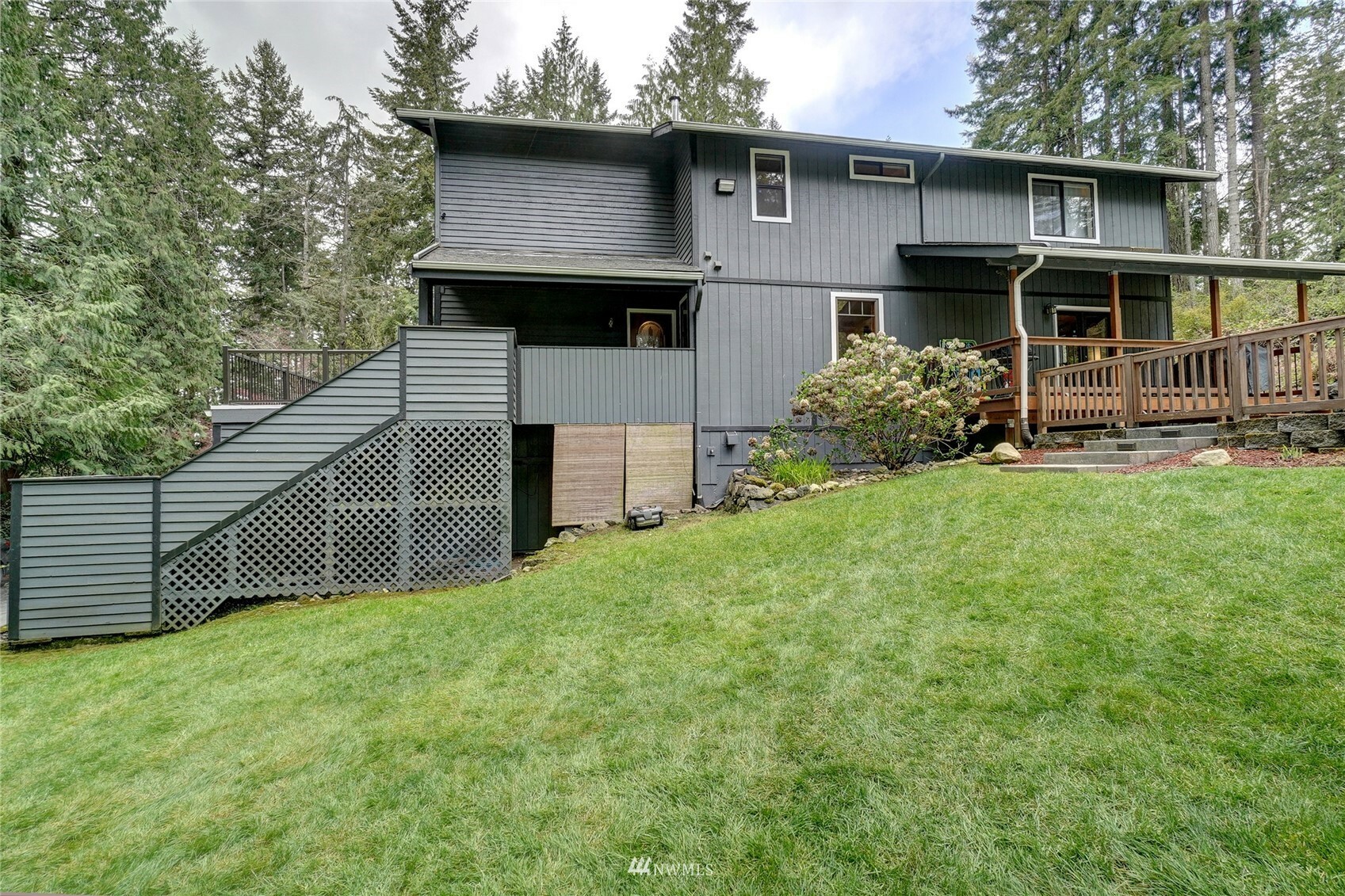 Property Photo:  2987 SE Concept Lane  WA 98367 