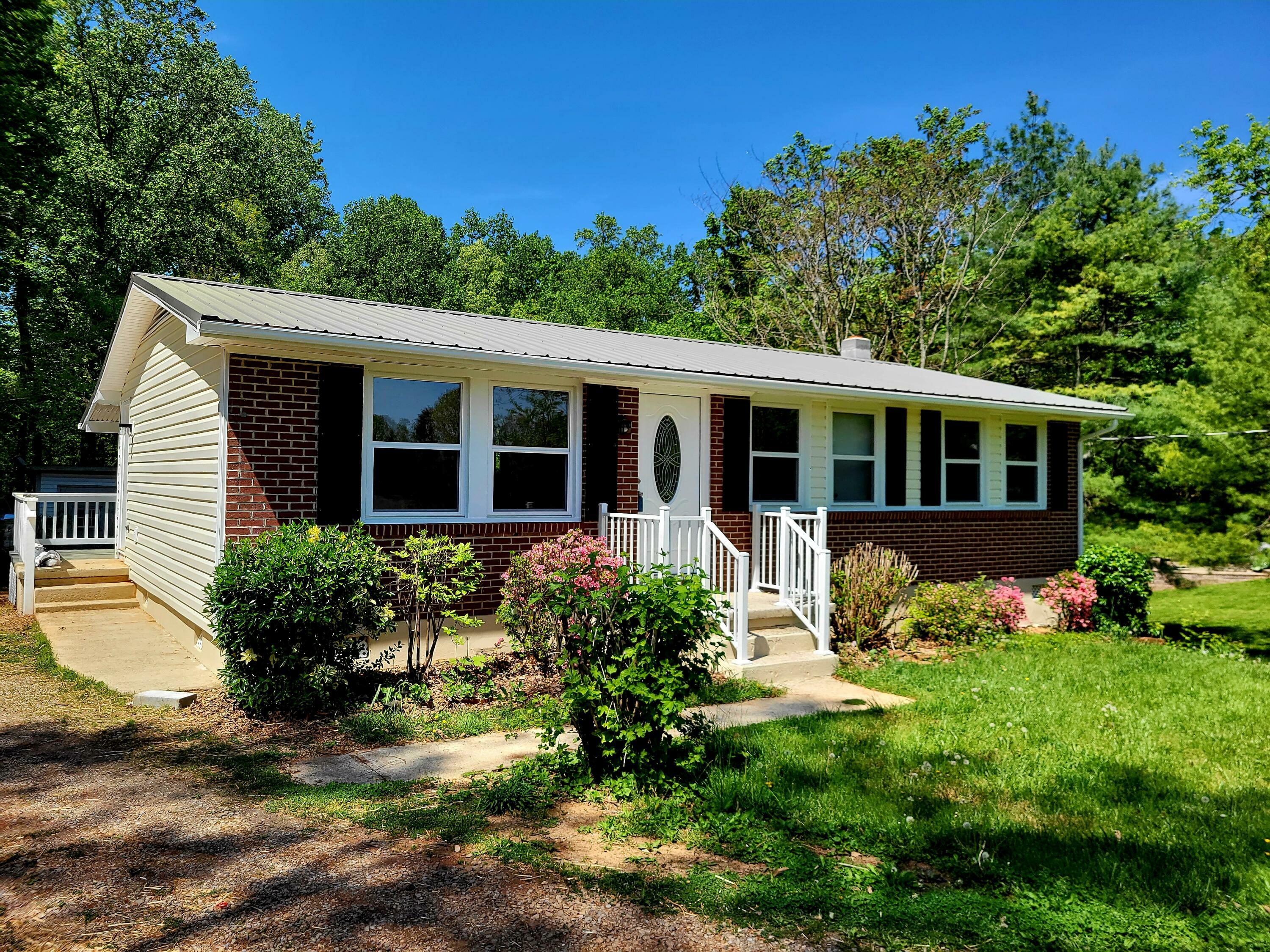 Property Photo:  2293 Flint Hill Rd  VA 24121 