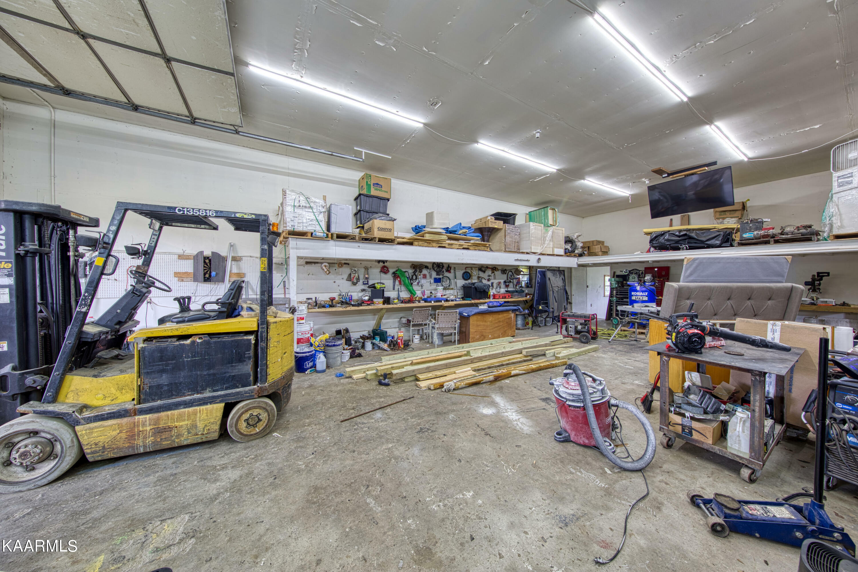Property Photo: 1718 Lively Rd TN 37801