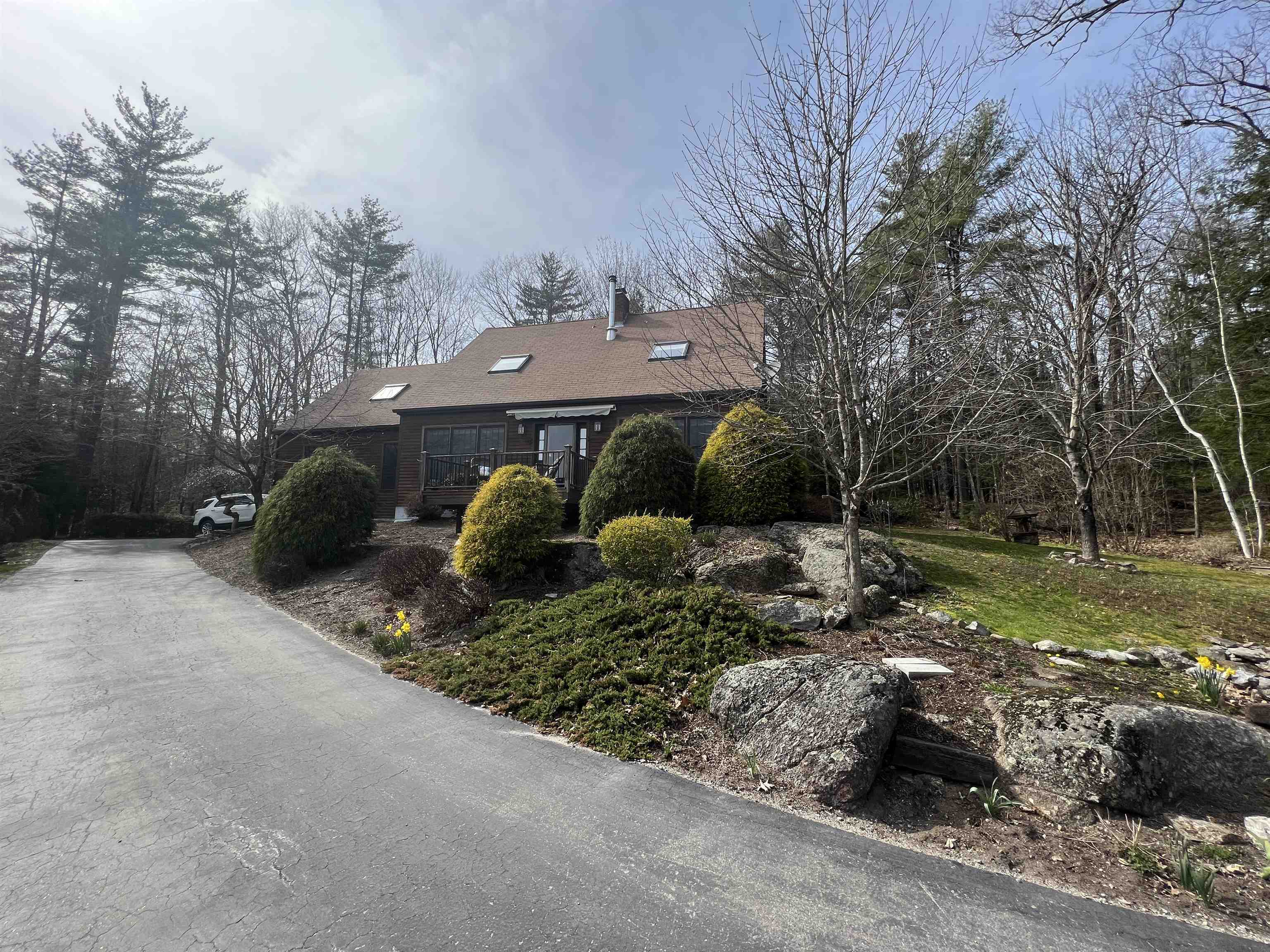 Property Photo:  31 Birch Hill Road  NH 03273 