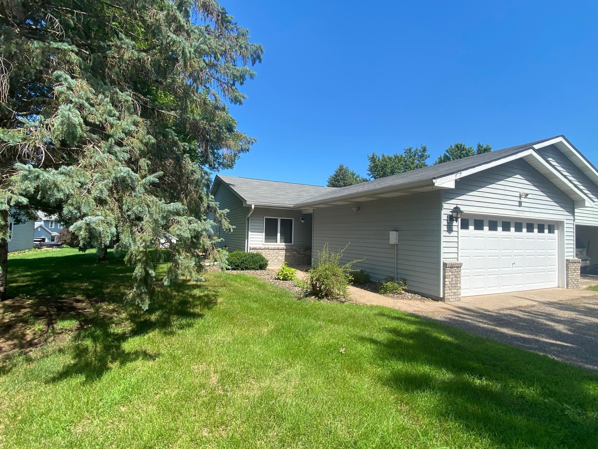 Property Photo: 828 Oak Court WI 54020