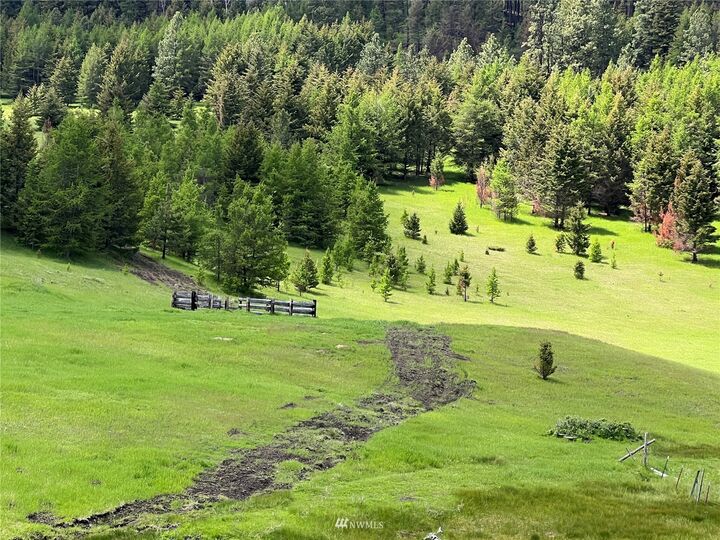 Property Photo:  106 Bunch Road  WA 98859 