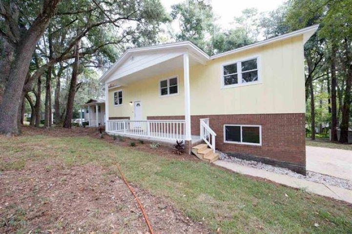 Property Photo: 2413 Rosemary Terrace FL 32303