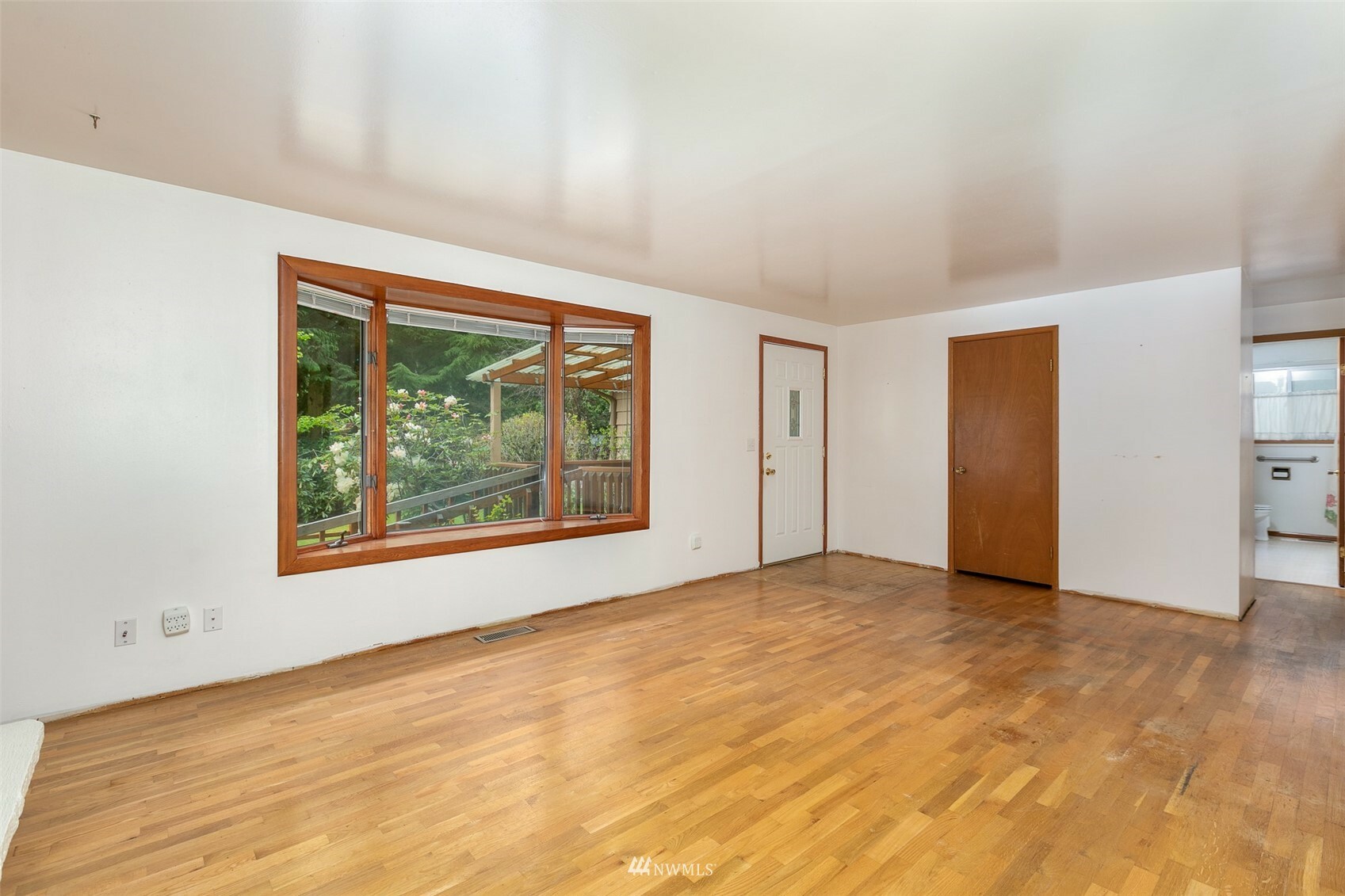 Property Photo: 11428 108th Avenue NE WA 98033