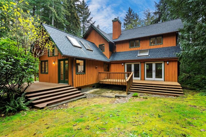 6637  Mariposa Lane SE  Port Orchard WA 98367 photo