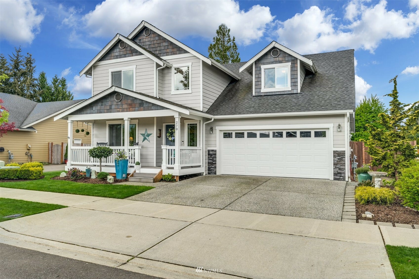 Property Photo:  270 Dennis Way  WA 98272 