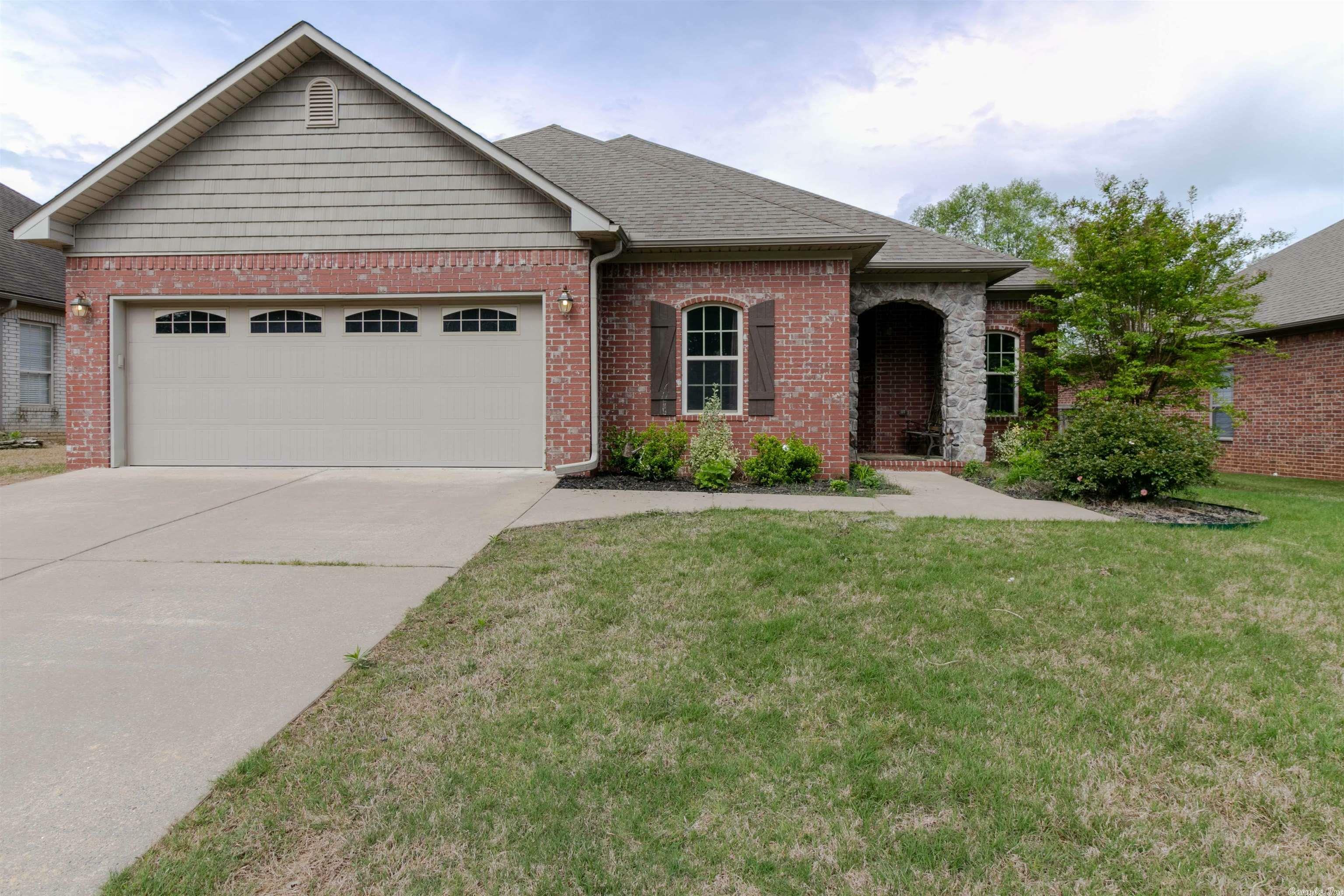 Property Photo:  1105 Kirkland Drive  AR 72034 