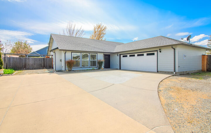 831 Marshall Avenue  Medford OR 97501 photo