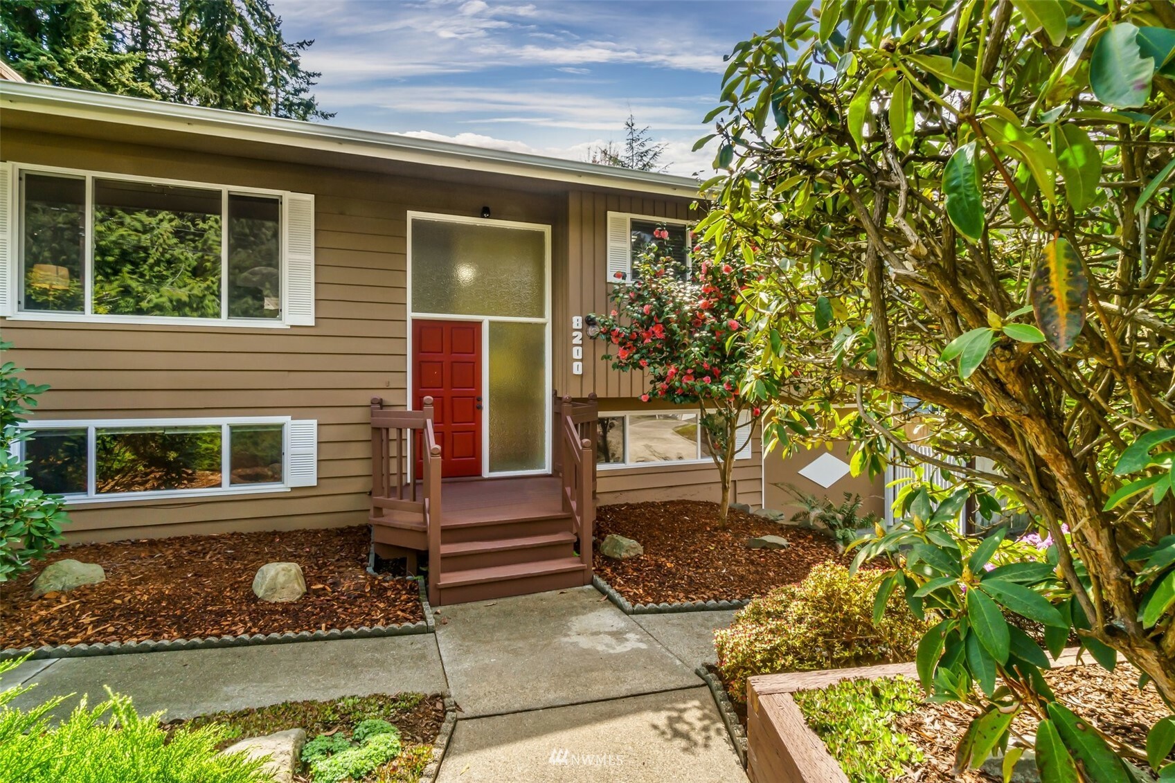 Property Photo:  8200 215th Street SW  WA 98026 