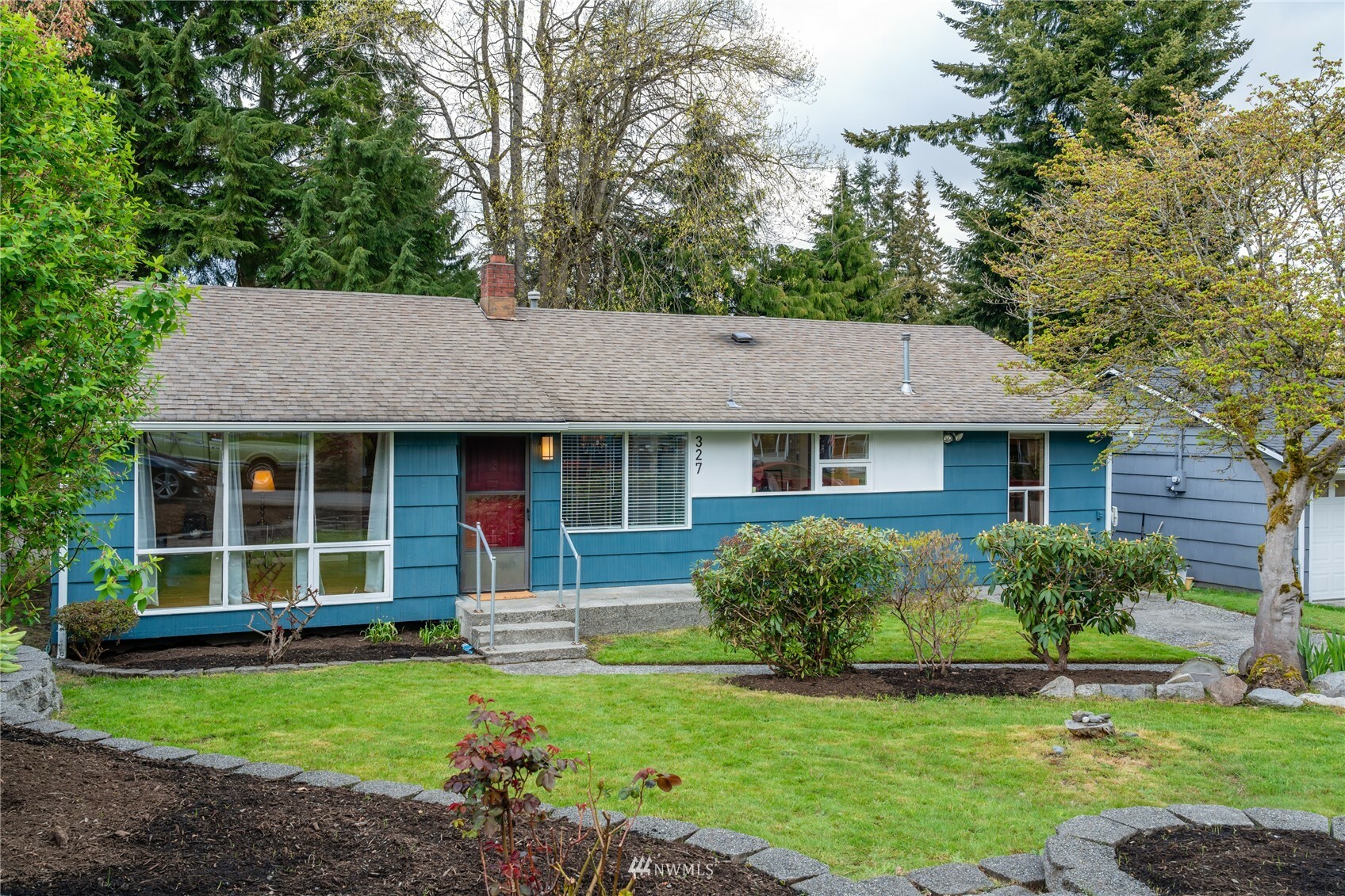 Property Photo:  327 50th Street SW  WA 98203 