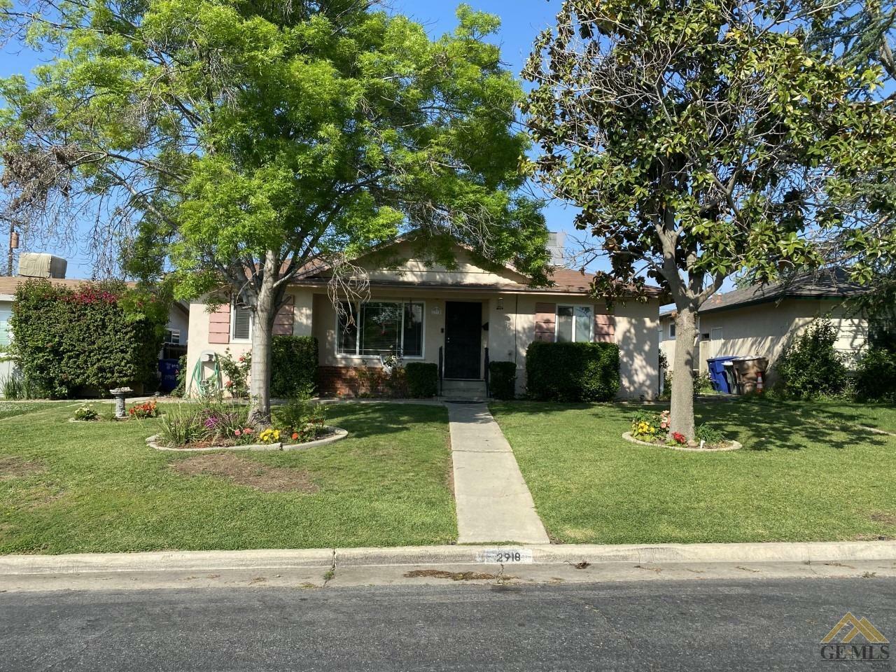 2918 Dartmouth Street  Bakersfield CA 93305 photo