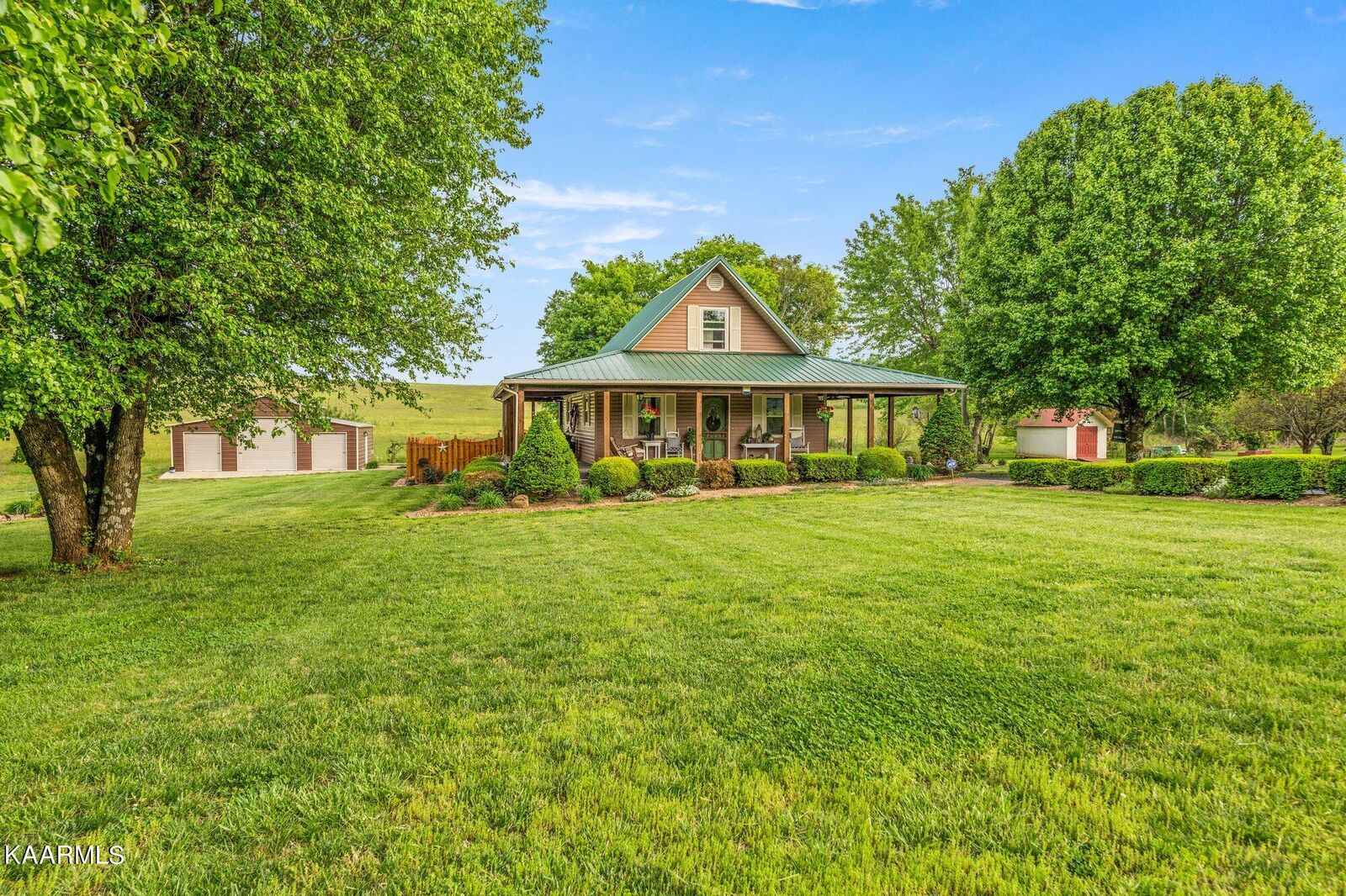 Property Photo: 143 Cherokee Circle TN 37354