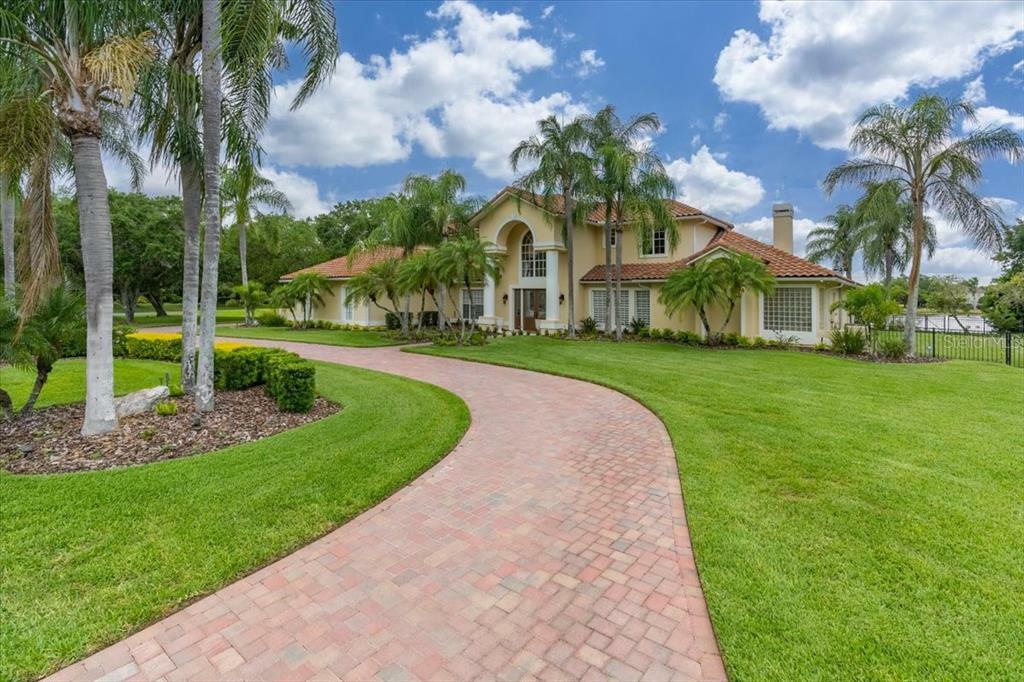 Property Photo:  4115 Highland Park Circle  FL 33558 