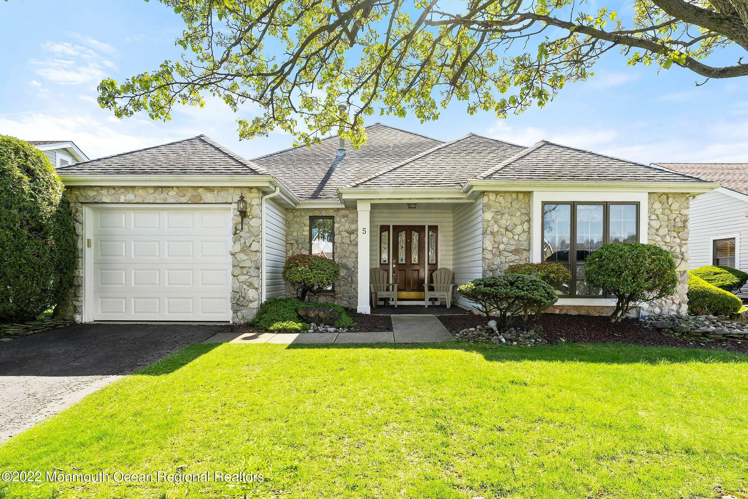 Property Photo: 5 Eastwick Court NJ 07746