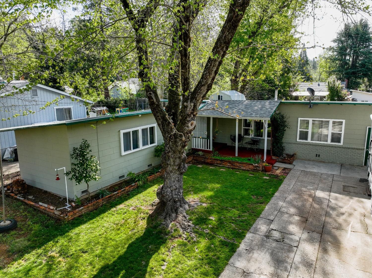 Property Photo:  10861 Pine Hill Drive  CA 95945 