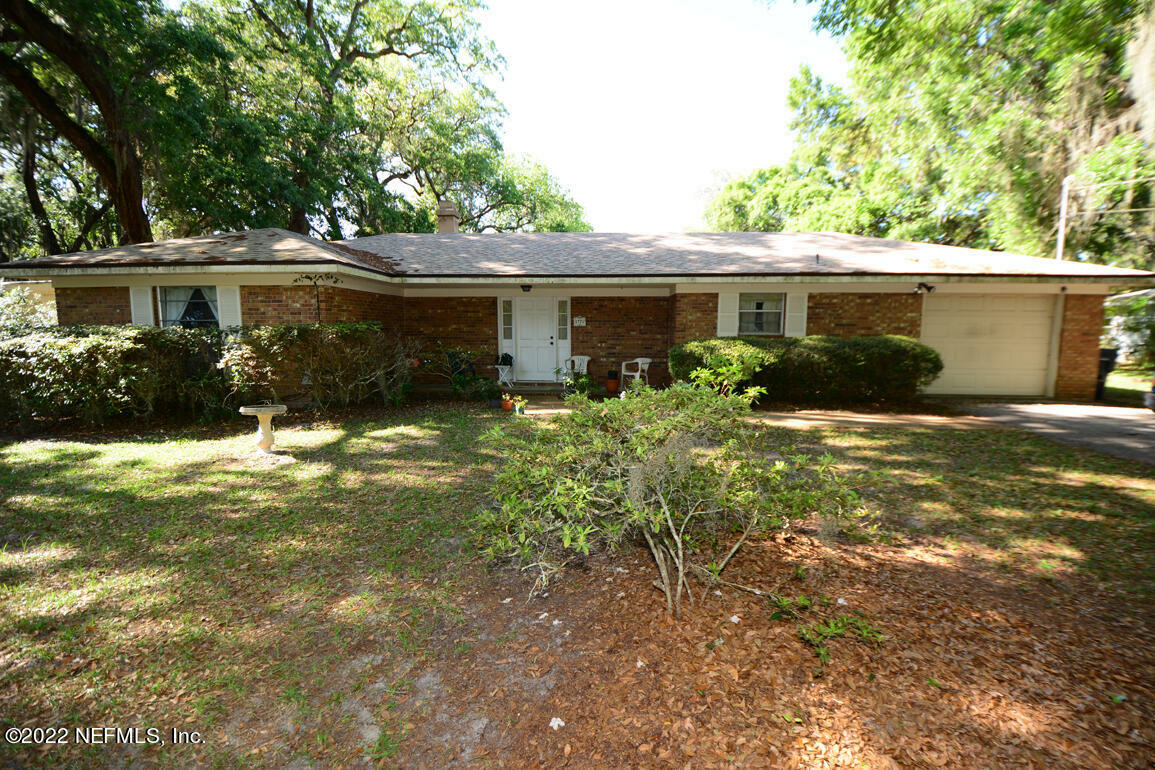 Property Photo:  1725 Philips Manor Road  FL 32034 