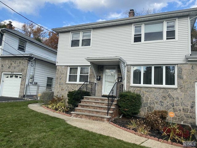 Property Photo:  1471 Gregory Avenue 2  NJ 07083 