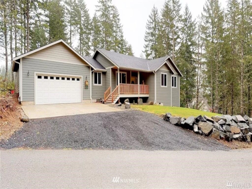 Property Photo:  20 E Laurel Park  WA 98592 