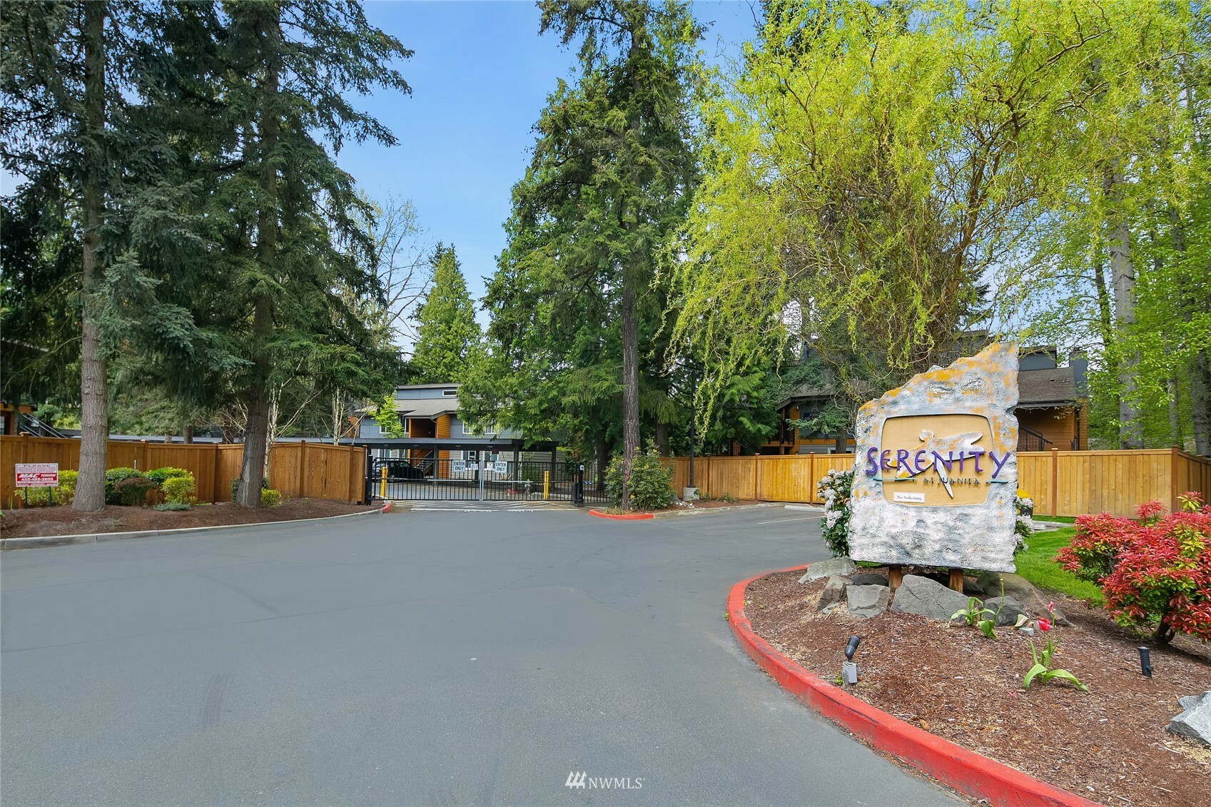 Property Photo: 10816 NE 147th Lane L103 WA 98011