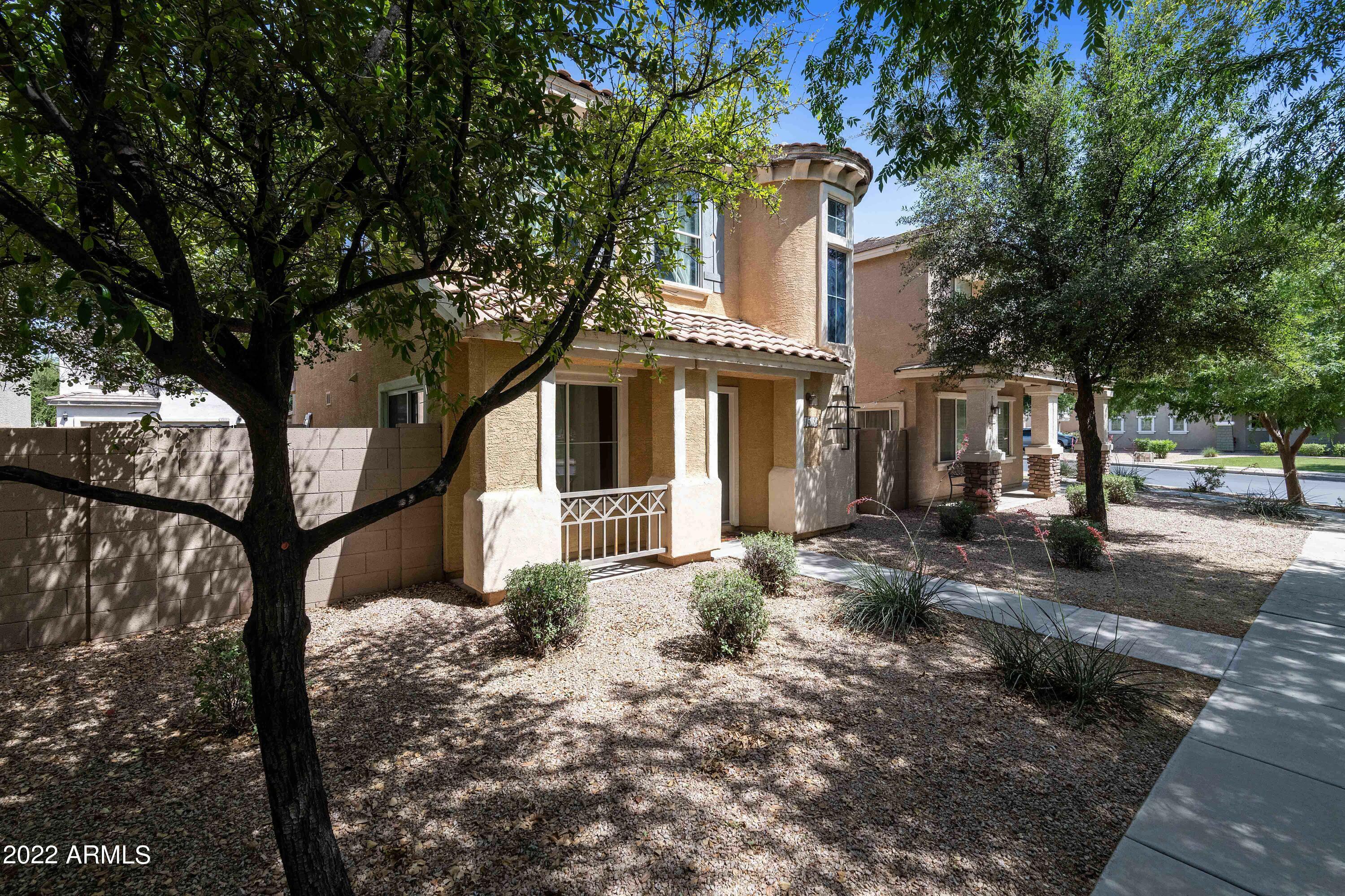 Property Photo:  1518 S Jacana Lane  AZ 85296 