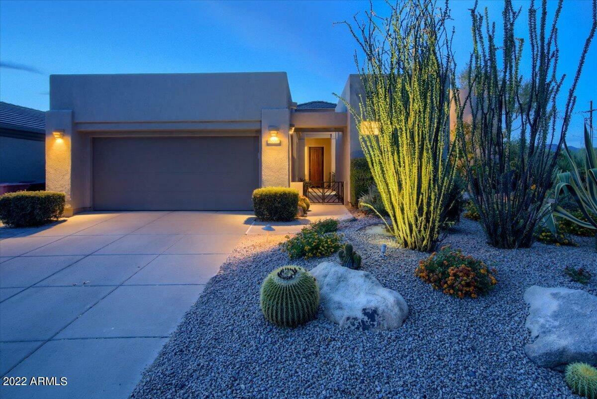 Property Photo:  6930 E Nightingale Star Circle  AZ 85266 